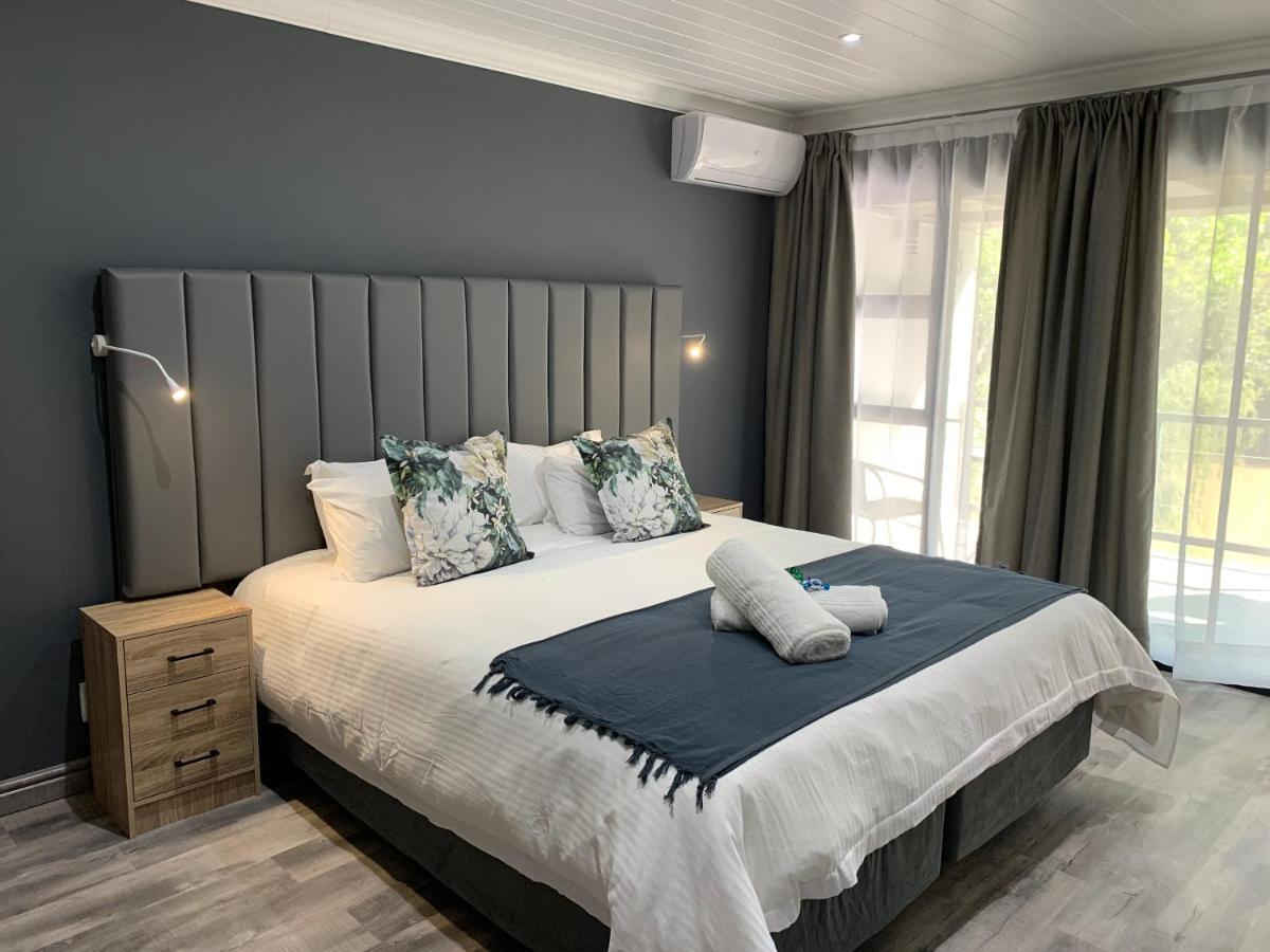 At The River Guest House Kroonstad Exterior photo
